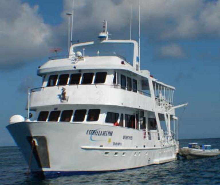 galapagos cruise
