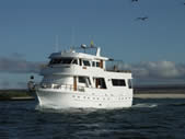 galapagos cruise