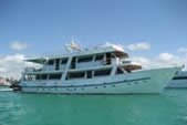 galapagos cruise
